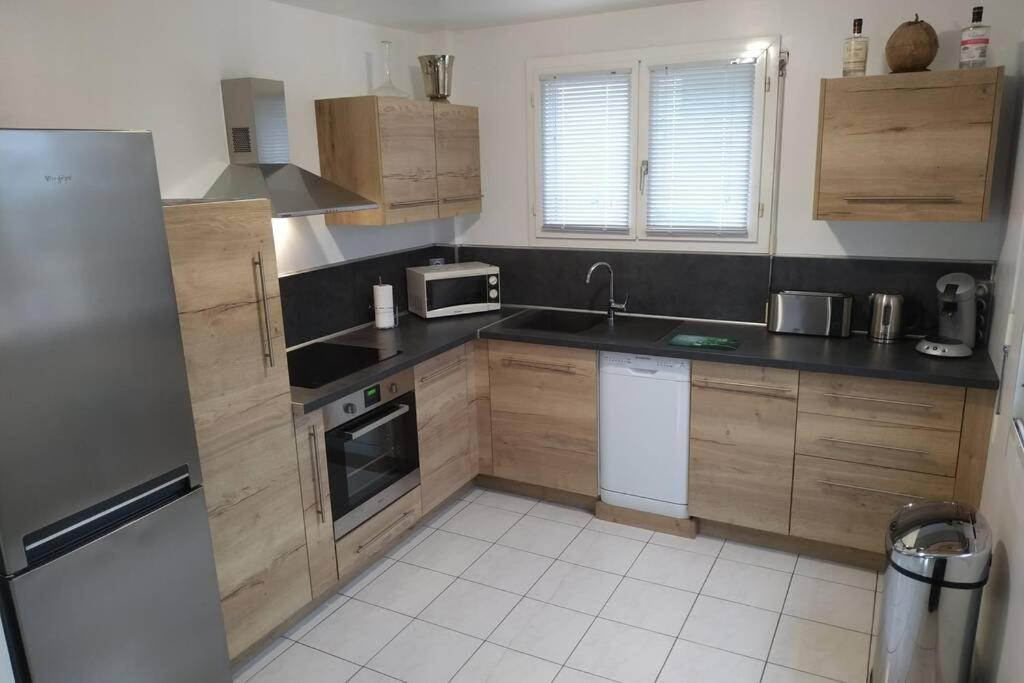 Appartement T3 Spacieux Avec Vue Sur L'Etang De Thau Au 1Er Etage D'Une Villa - Entree Independante Sète Exterior foto