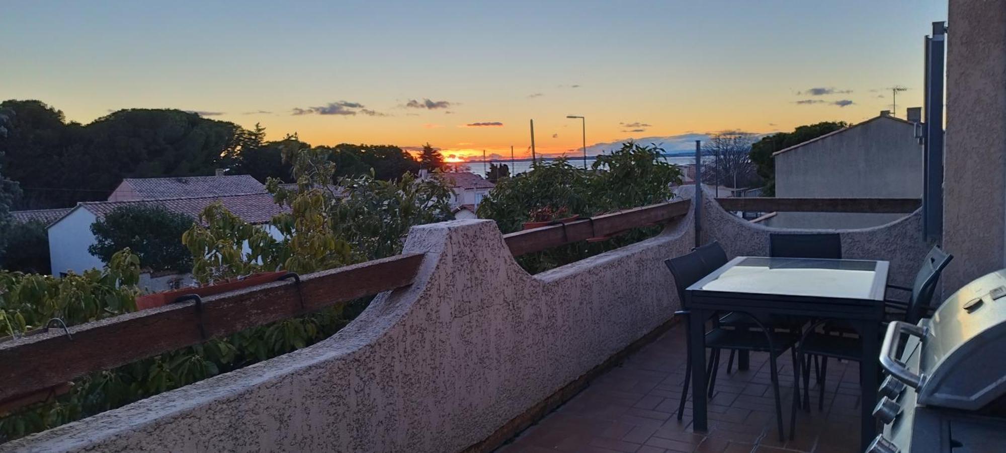 Appartement T3 Spacieux Avec Vue Sur L'Etang De Thau Au 1Er Etage D'Une Villa - Entree Independante Sète Exterior foto